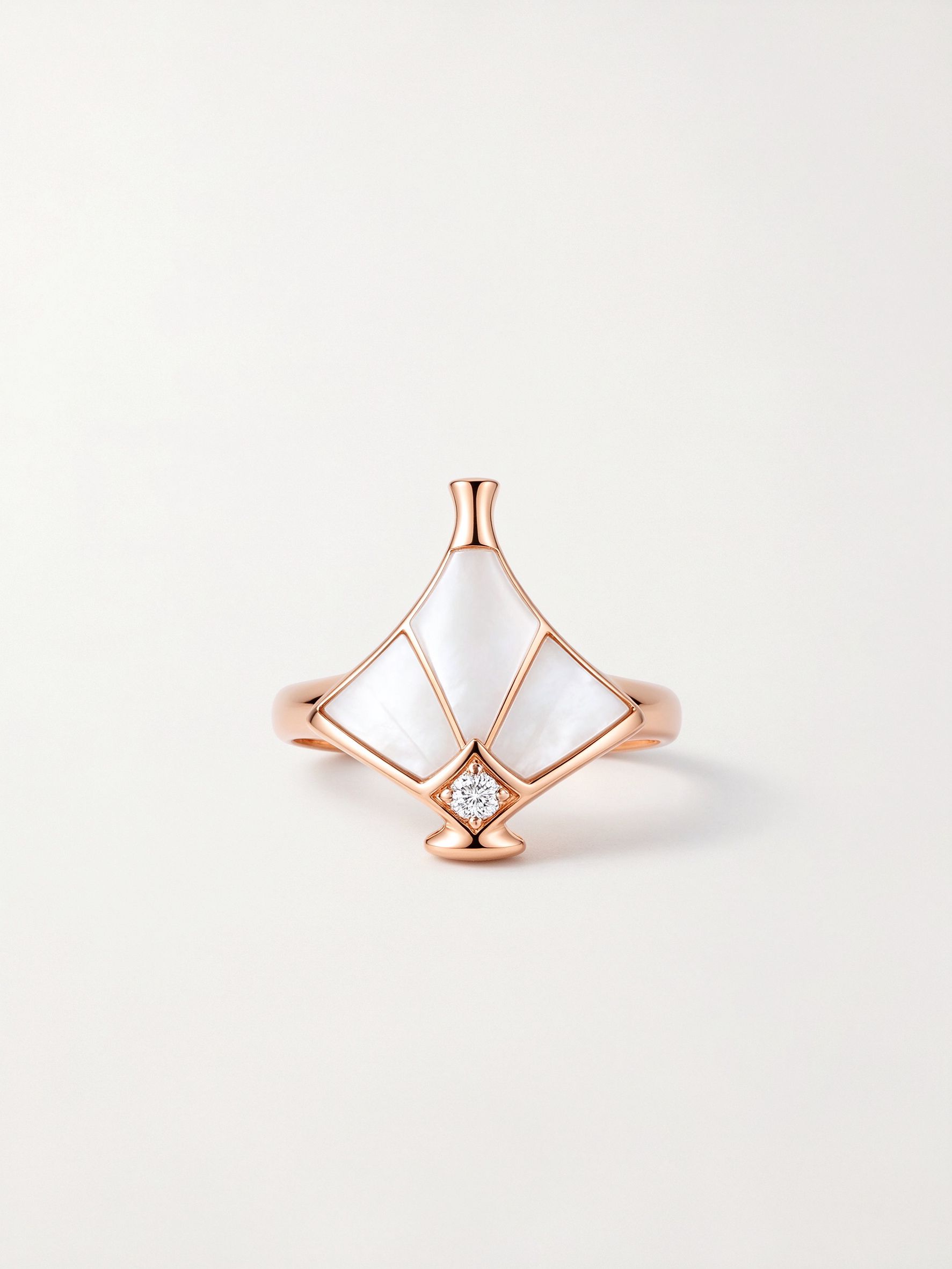 Bvlgari Divas' Dream Ring
